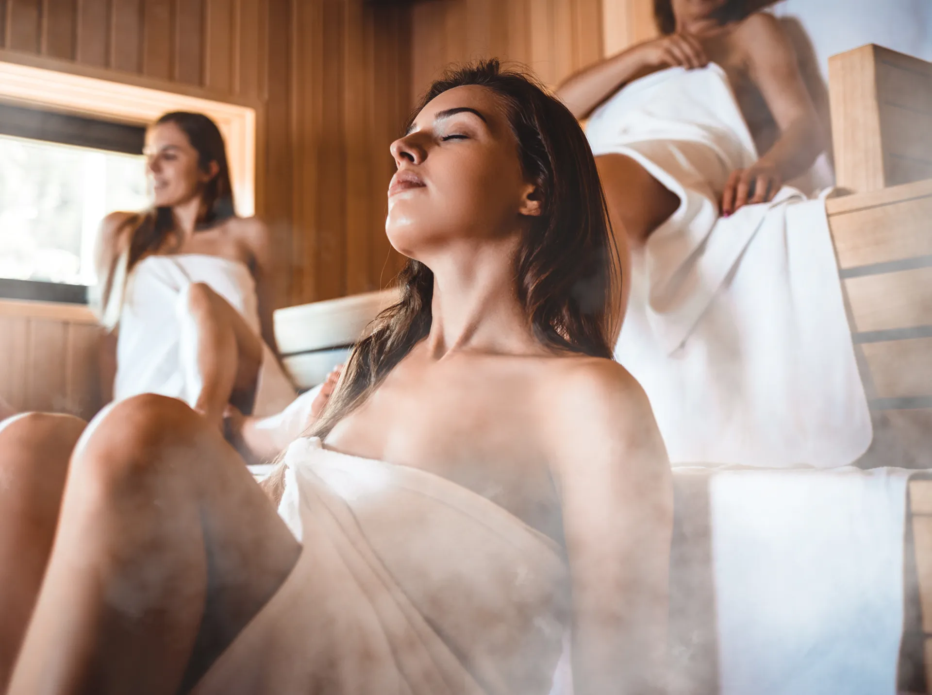 immagine di anteprima per il pacchetto biancomora amiche in relax